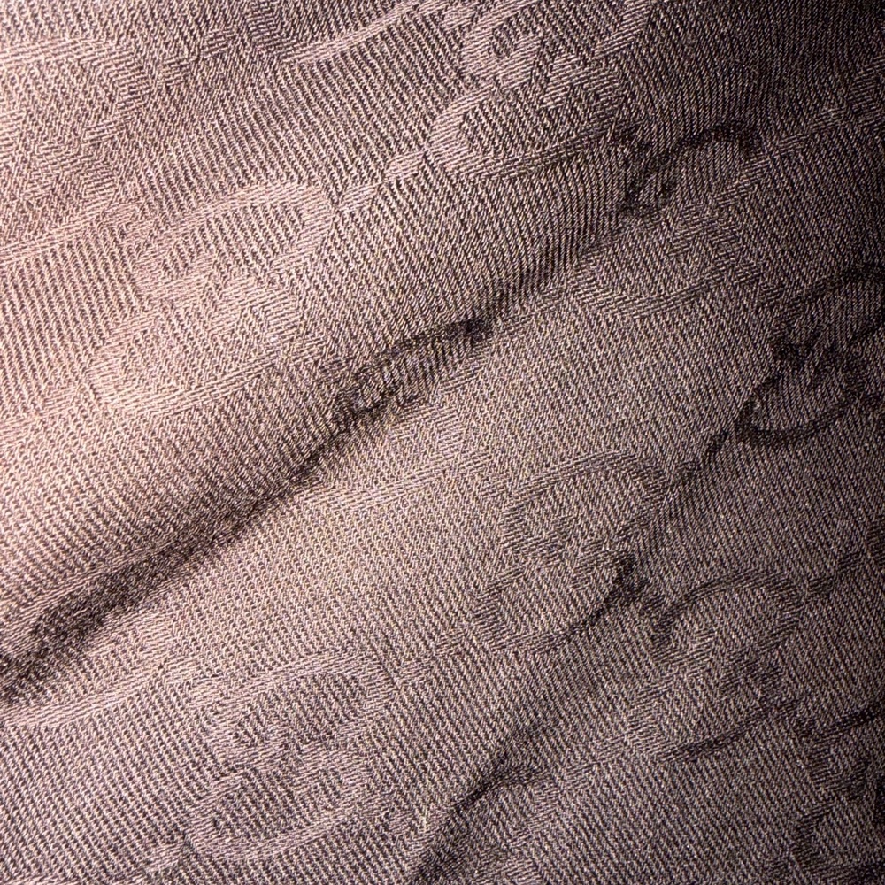 Elegant Brown Gucci Scarf - Picture 3 of 5